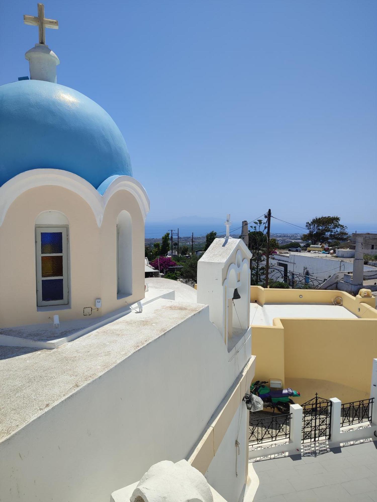 Central Santorini Serenity Rooms Fira  Exterior photo